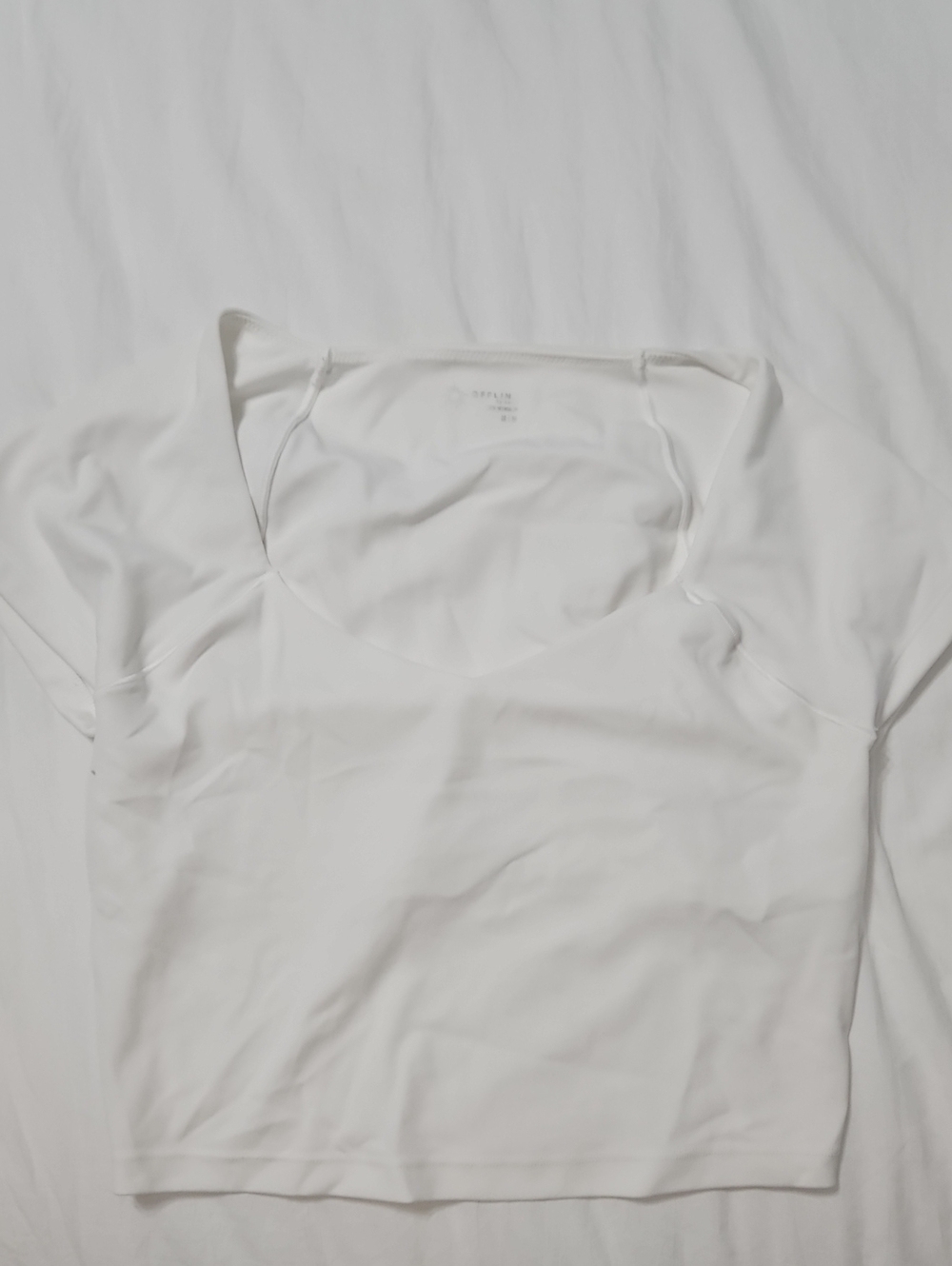 Aerie 5 Piece Medium Top Bundle - Picture 8 of 8